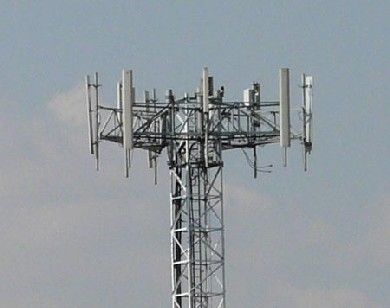 Foto Noticia Antenas de Telefon�a en las comunidades